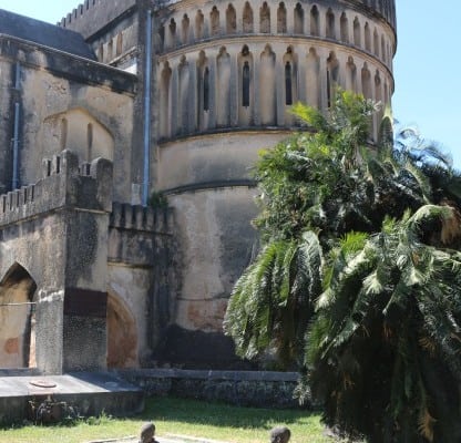 DFG Dar es Salaam 2014 Zanzibar -old-town-slave-monument