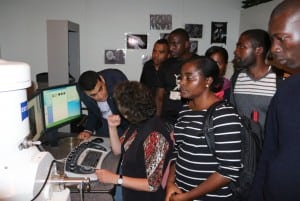 Day-3-Visit-Electron-Microscopy-lab